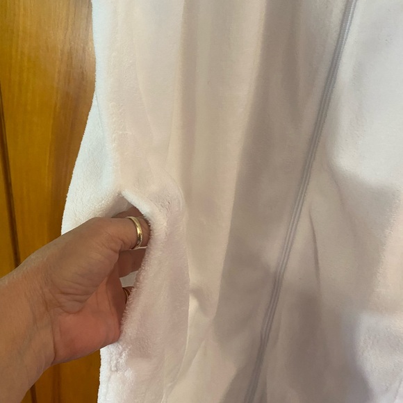 Ladies “BOBBIE BROOKS” robe/beach cover up - Picture 4 of 4